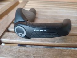 Gripy Egon GP5