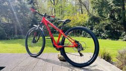FOCUS WHISTLER 3.5 2019 24G červená 27,5" 36 XS