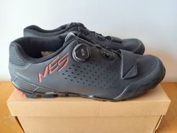 Tretry SHIMANO SH-ME501