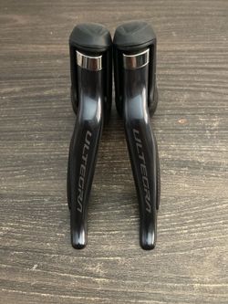 Prodám řadicí a brzdové páky Shimano Ultegra Di2, ST-R8150, 2x12 mechanické brzdy