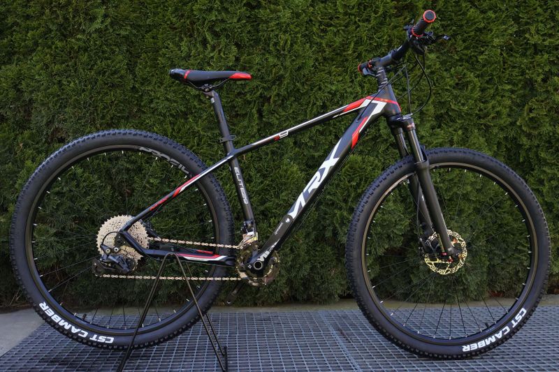 MRX 29" 2x10 Deore, Vzduchová Vidlice, Pevné osy, vel. 17"