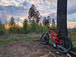 Rám Ibis Mojo HD4, Cane Creek DB Coil-IL, Durolux R2C2 EQ