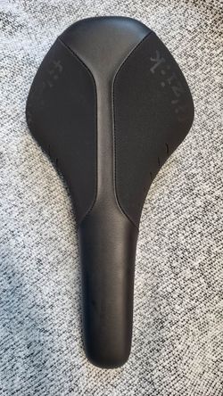 Fizik Antares R7