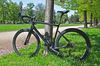 Silniční kolo Specialized Tarmac Disc Sport Gloss Carbon/Chameleon