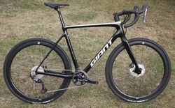 GIANT TCX Advanced Pro - závodní cyklokrosové kolo s karbonovým rámem - NOVÉ