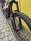Prodám MONDRAKER CRAFTY CARBON R, CARBON/WHITE/RED 2021