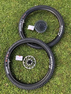 Nová kola DT Swiss XM 1700 Spline (622x30C), Boost, TLR, 29"