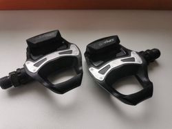 Pedály Shimano R 550 SPD-SL