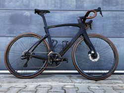 Rámová sada - Pinarello Dogma F Disc - vel. 500, 530, 550, 575 NOVÉ