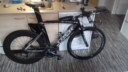 Trek Speed Concept 7.5 DI2 hrazda i silniční řídítka