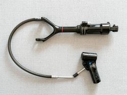tlumič Specialized RockShox Brain