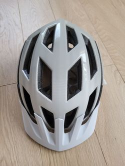 SPECIALIZED TACTIC 3 Medium 55-59cm bílá/šedá NOVÁ VÝSTELKA PADSET