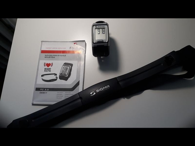 Prodám sporttester Sigma PC 3.11 - hrudní pás + hodinky ....