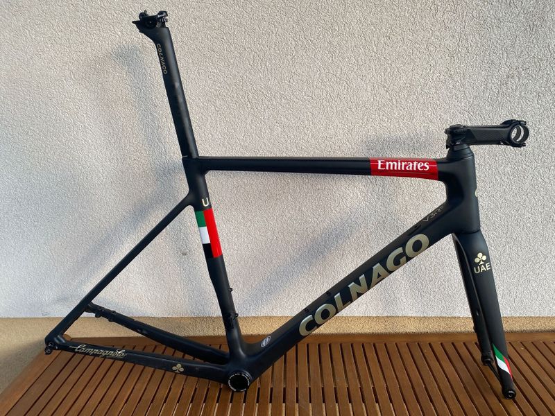 Colnago V3rs Disc, UAE Emirates - 52s