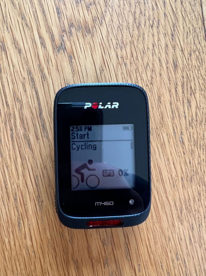 Cyklocomputer/sporttester s GPS Polar M460