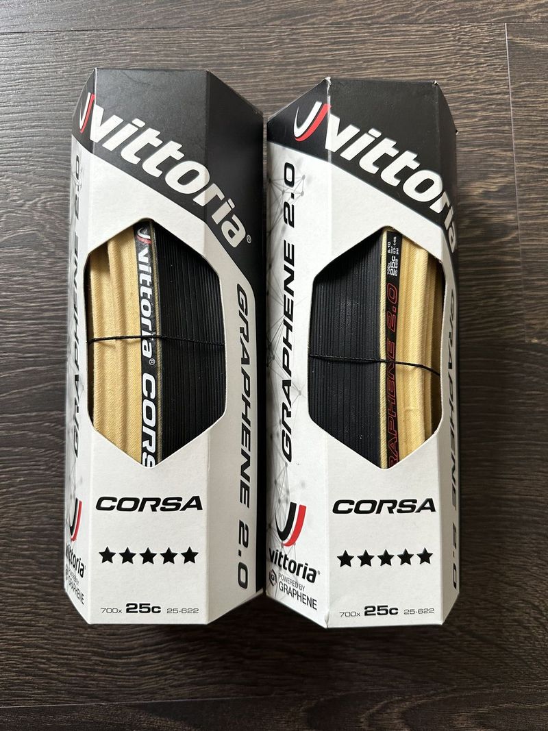 Vittoria Corsa Graphene - G2.0 700x25c silniční plášť kevlar para/black-Nové