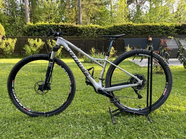 Prodám karbonové kolo Specialized Fate