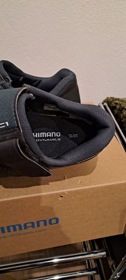 Shimano tretry 