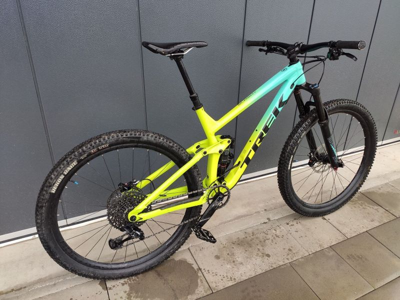 Trek Slash