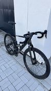 Cannondale Topstone Carbon 4 (zakoupen 04/23) + navic sada novych silnicnich carbon rafku s pneu