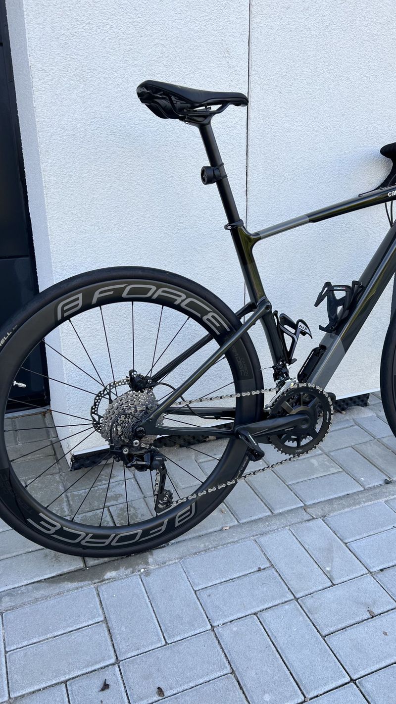 Cannondale Topstone Carbon 4 (zakoupen 04/23) + navic sada novych silnicnich carbon rafku s pneu