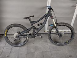 Specialized Status XS