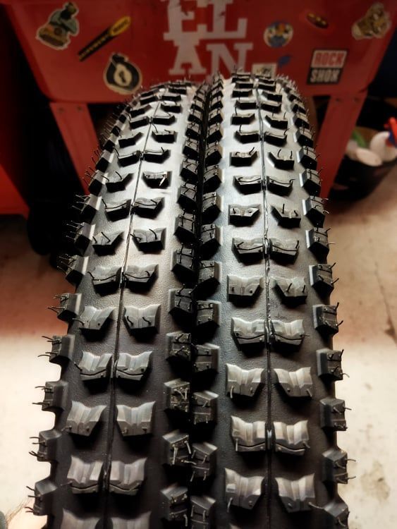 Continental Der Kaiser Projekt Apex 27,5x2,4