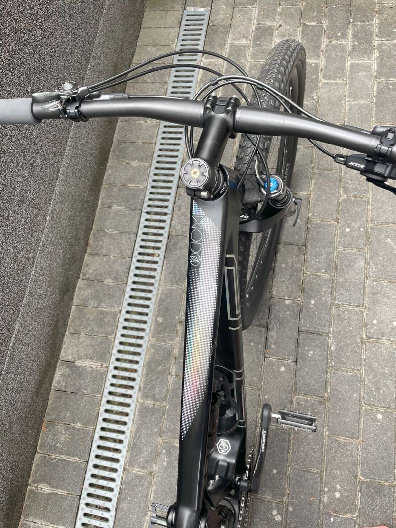 PÁNSKÉ Celoodpružené kolo Superior