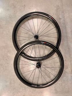 Set kol DT Swiss R470, náboj Formula 12x100, 12x142