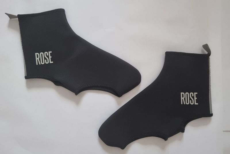 Prodám různé oblečení od BBB, KALAS,SANTINI, ROSE