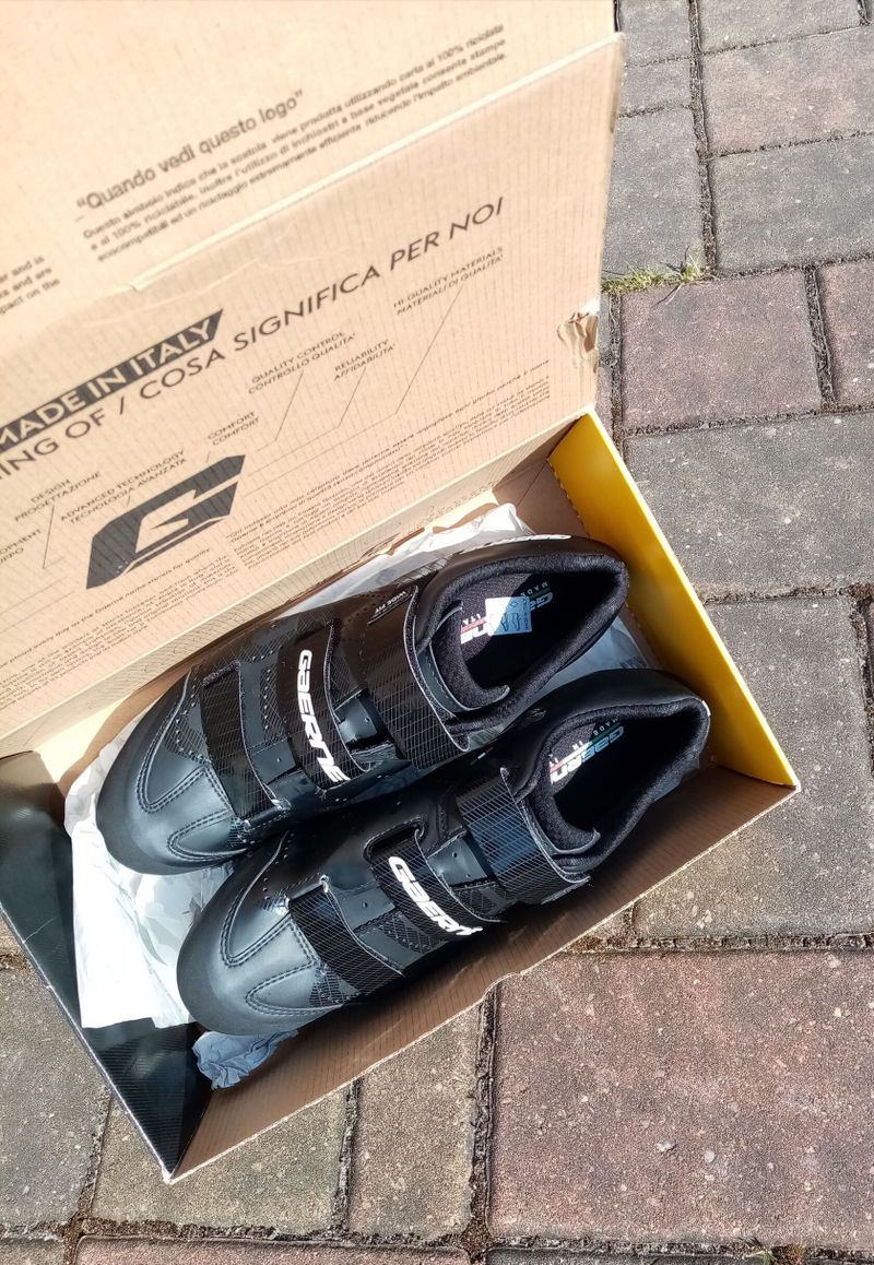 MTB tretry Gaerne Laser wide Black, vel. 45 