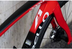 Rámová sada Pinarello Dogma F Disc ve vel. 500, 515, 530 NOVÉ