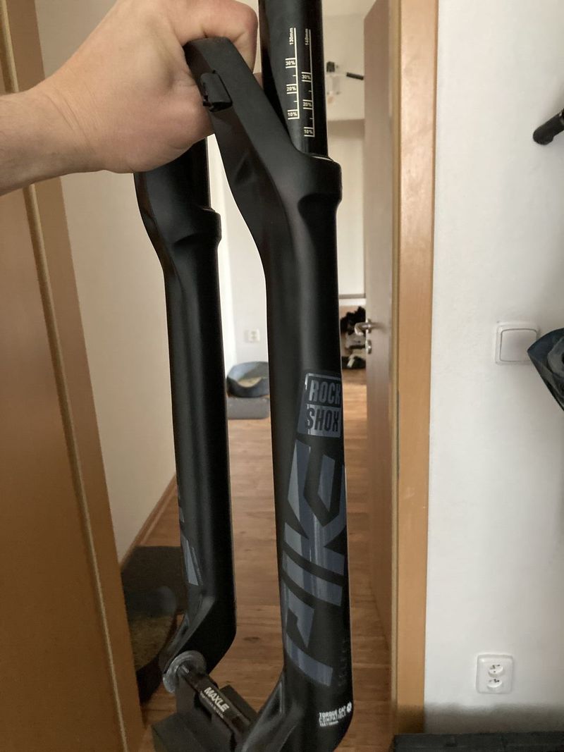 Vidlice Rock Shox Pike Select RC B4 29" odpružená vidlice černá 51 mm offset@140 mm