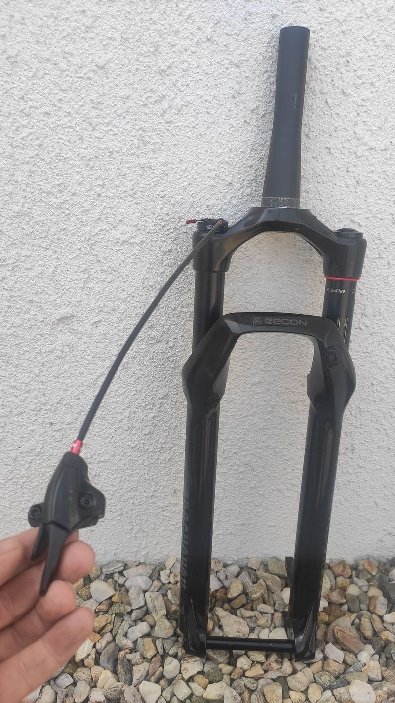 RockShox RECON Gold, Debon Air
