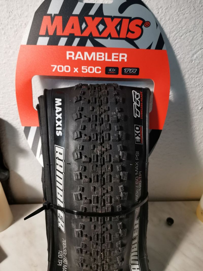 Prodám Gravel plášť Maxxis Rambler, rozměr 700x50C