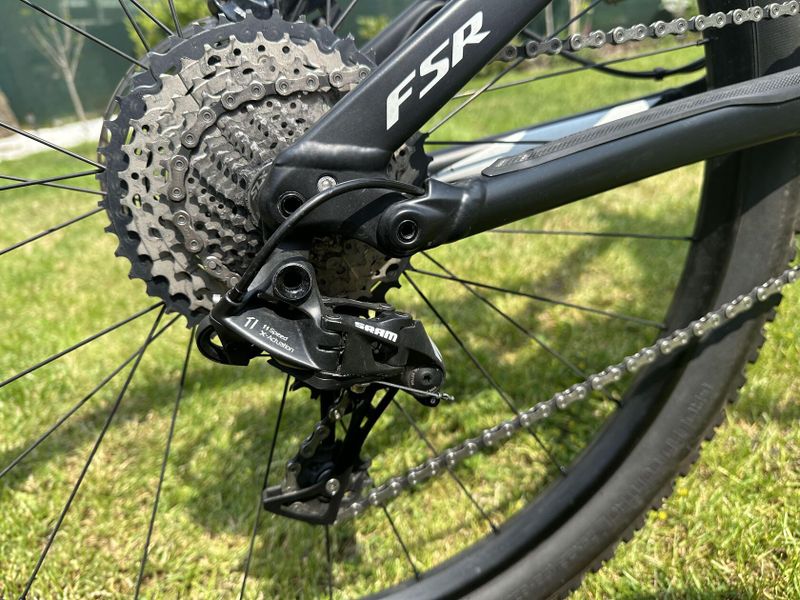 Specialized Turbo Levo FSR Comp 29 XL 2017
