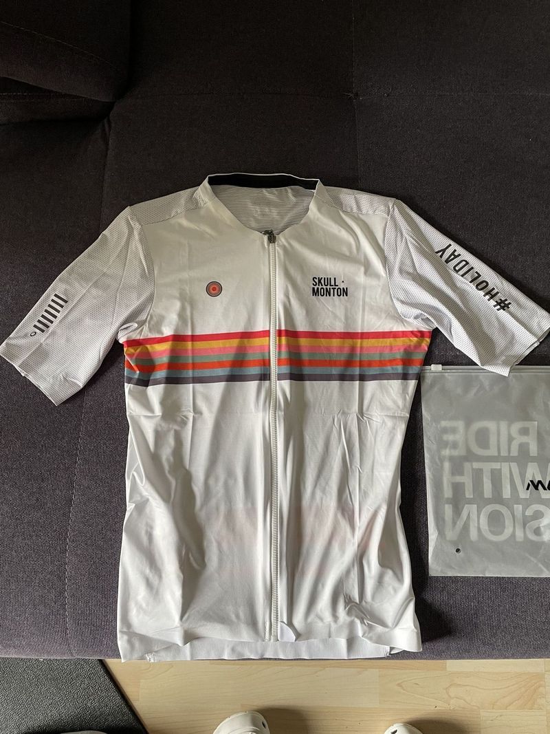 Nový dres SKULL - MONTON velikost S-M