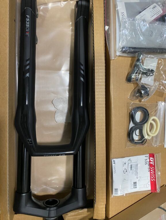 DT Swiss F 535 ONE 27.5, 110mm boost, 140mm zdvih, nová