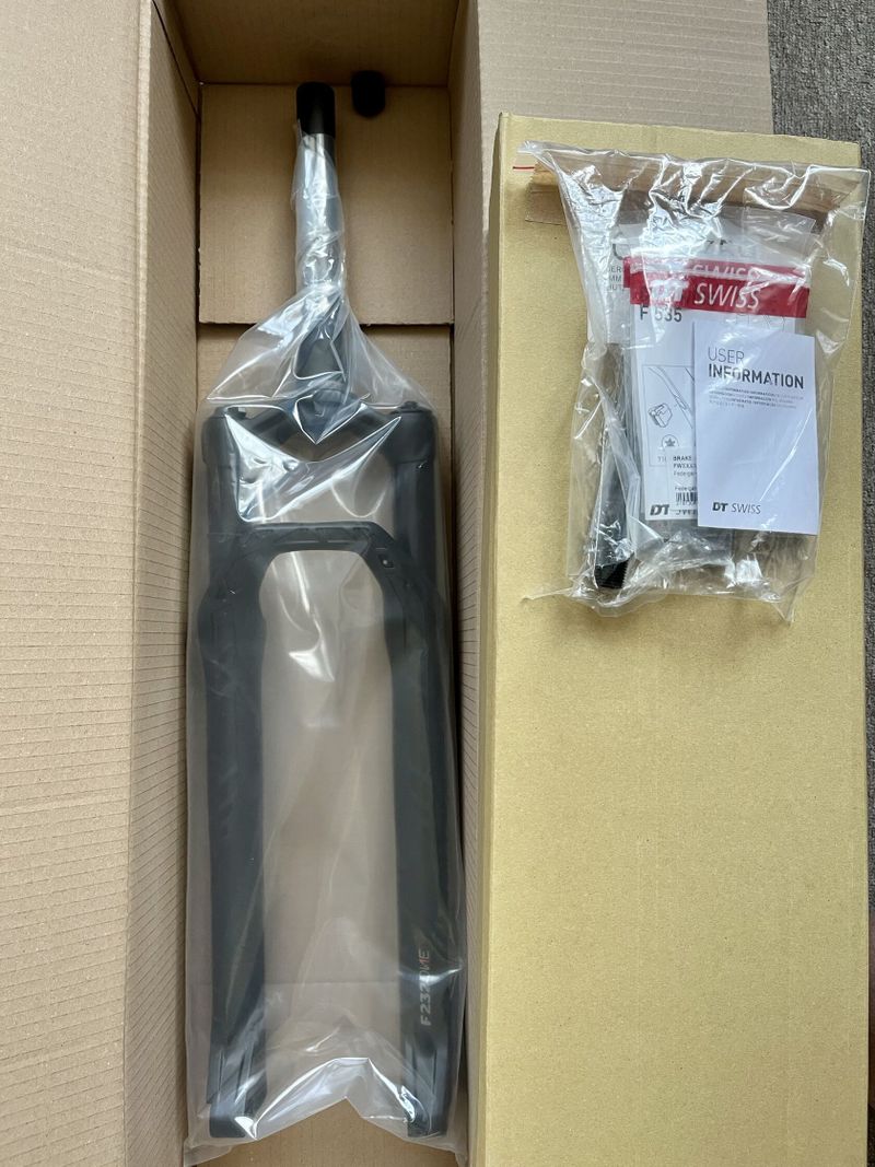 DT Swiss F 232 One 29” 100mm Tapered Boost