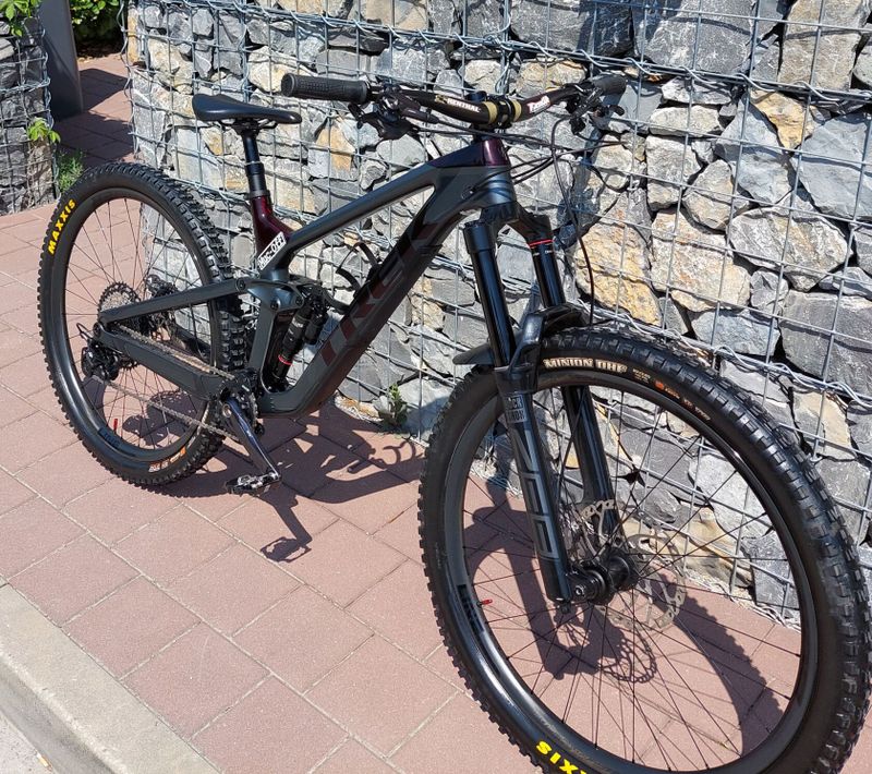 Trek Slash 9.8 XT vel. M-L 