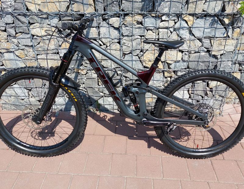 Trek Slash 9.8 XT vel. M-L 