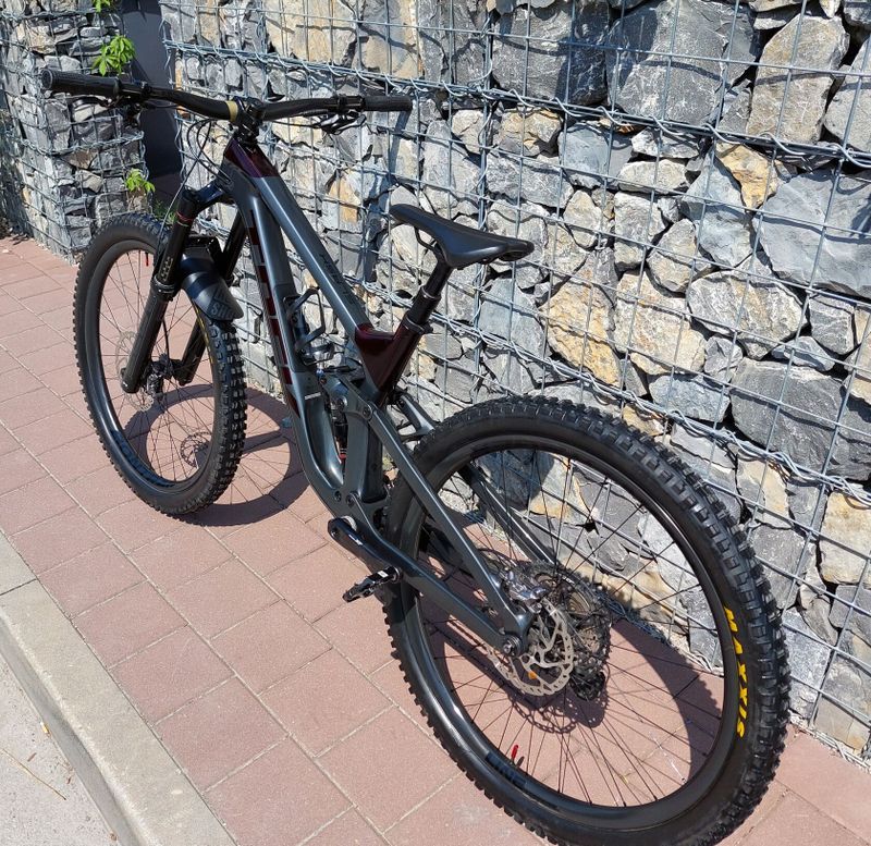 Trek Slash 9.8 XT vel. M-L 