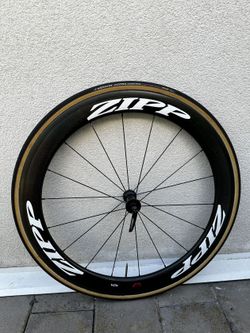 ZIPP 404 - přední kolo