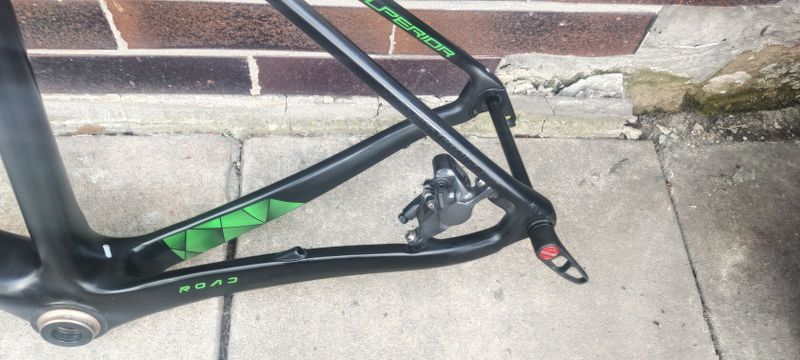 Prodám silniční rám Škoda Superior