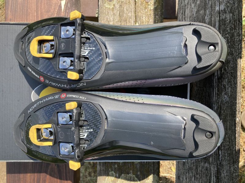 Silniční tretry Northwave Extreme Gt 2 - Iridescent - vel. 44,5