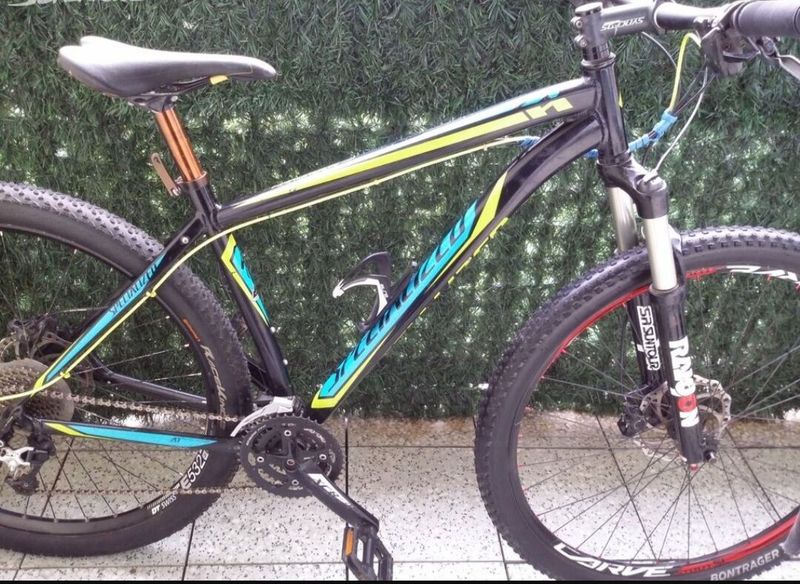 Horské kolo Specialized Hardrock Sport 29" 
