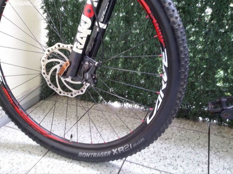 Horské kolo Specialized Hardrock Sport 29" 