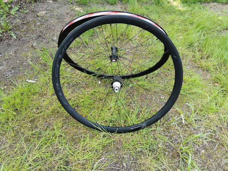 Fulcrum Racing 400