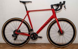 Canyon Endurace SLX Sram Froce Axs, karbonová kola XL