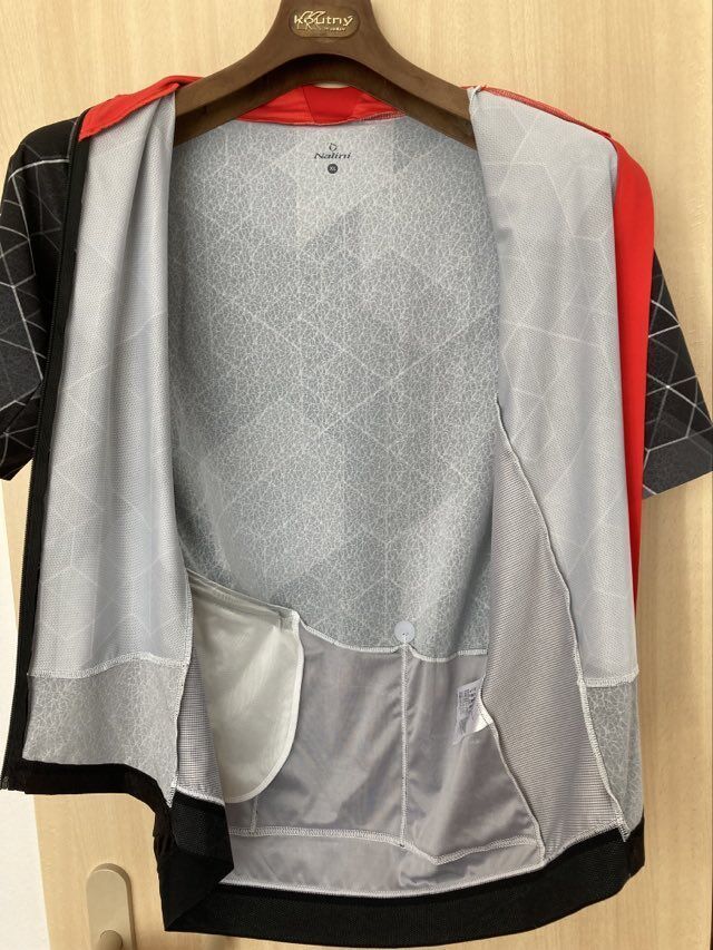 Dres NALINI AIS Stelvio 2.0 Grey/Red – vel. XL
